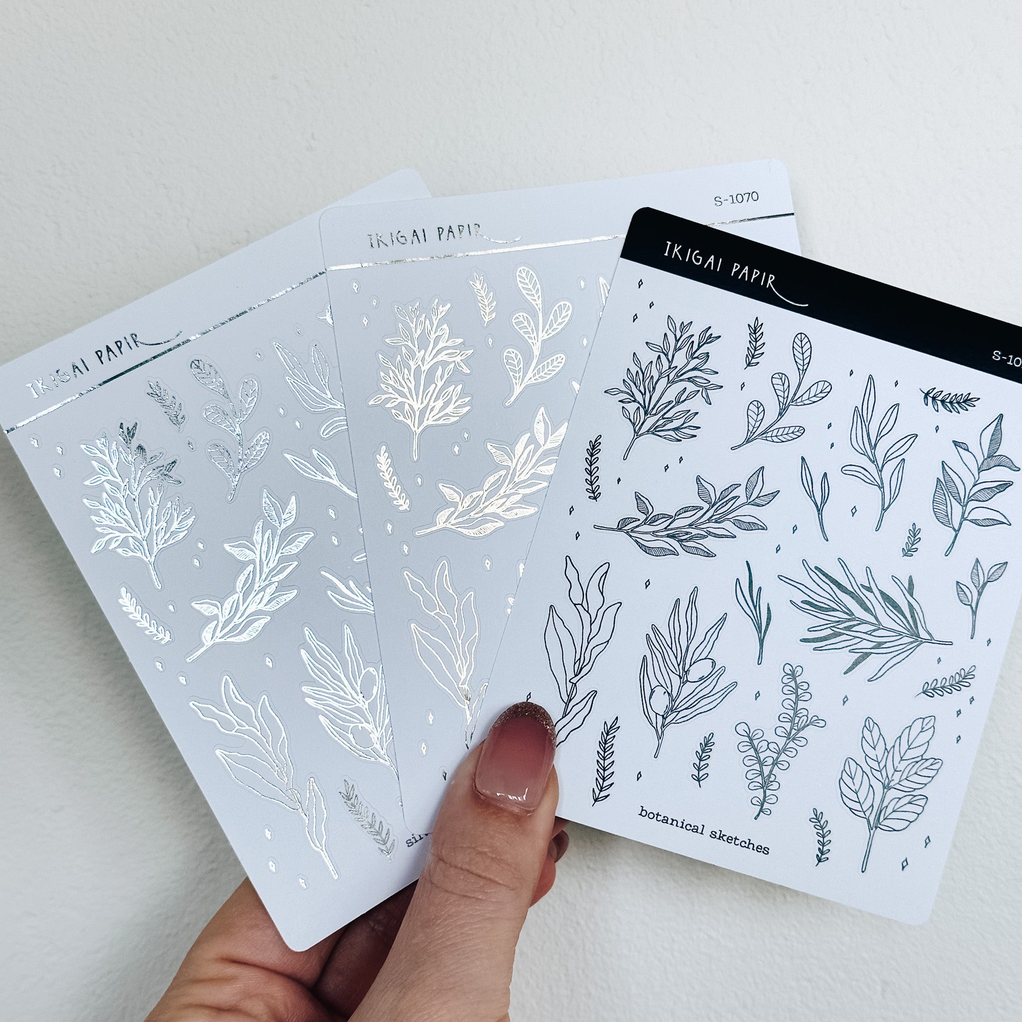 Botanical Sketches Sticker Sheet (Gold/Silver/Black) – ikigaipapir